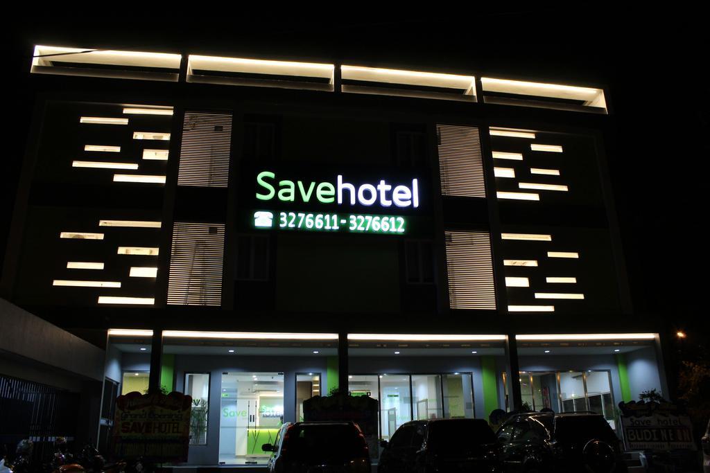 Save Hotel Banjarmasin  Exteriör bild